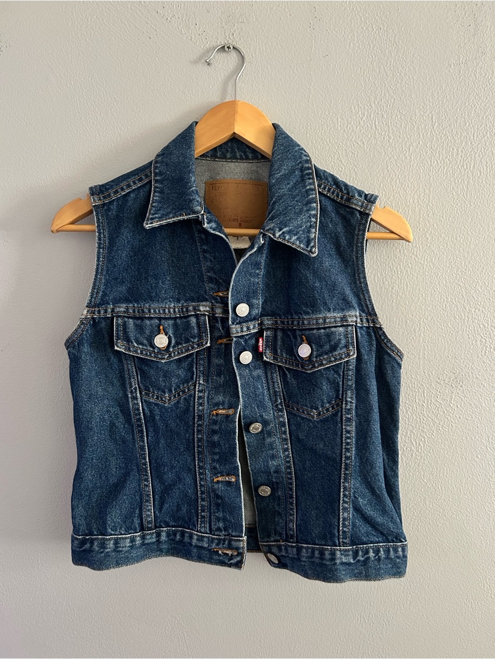 Levi's Vintage 1990’s Dark Blue Jean Denim Vest Women’s Small